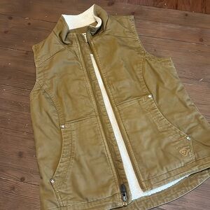 Womens ariat vest sz medium
